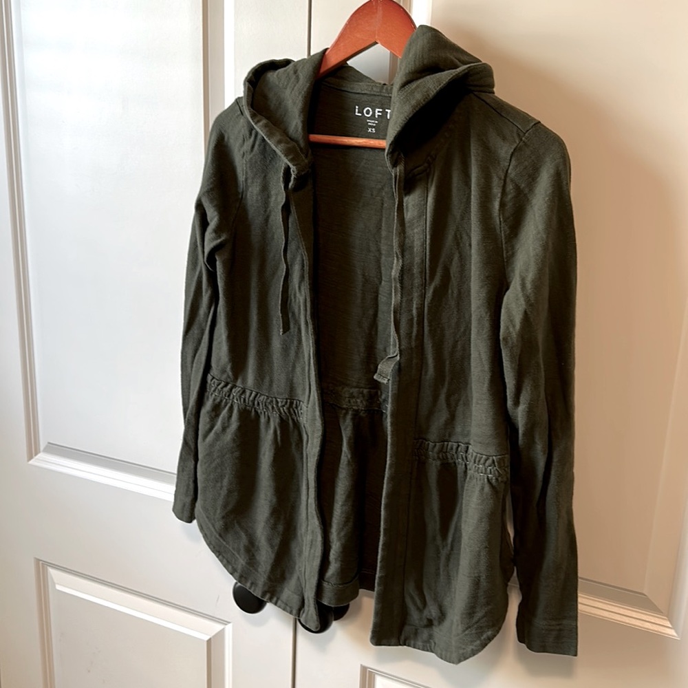 New LOFT lightweight hooded cardigan sweater